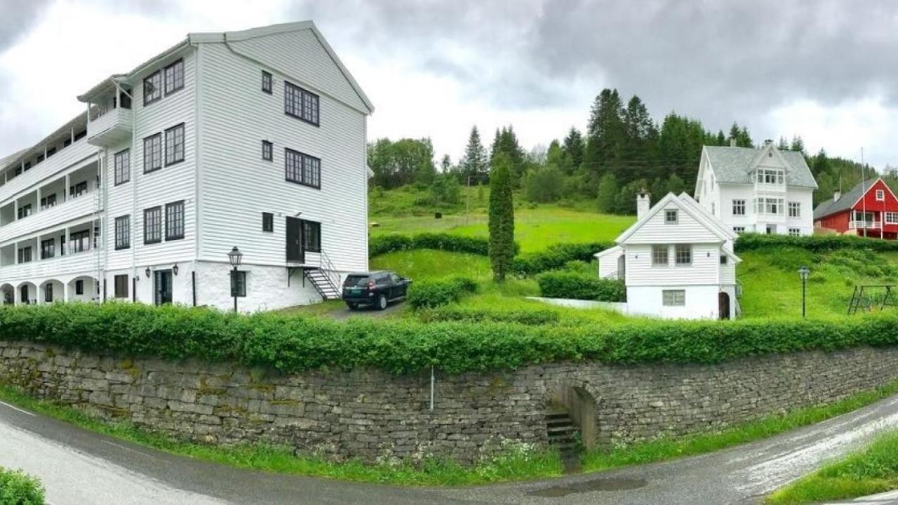 Lilandtunet Gjestgiveri Liland  Kültér fotó